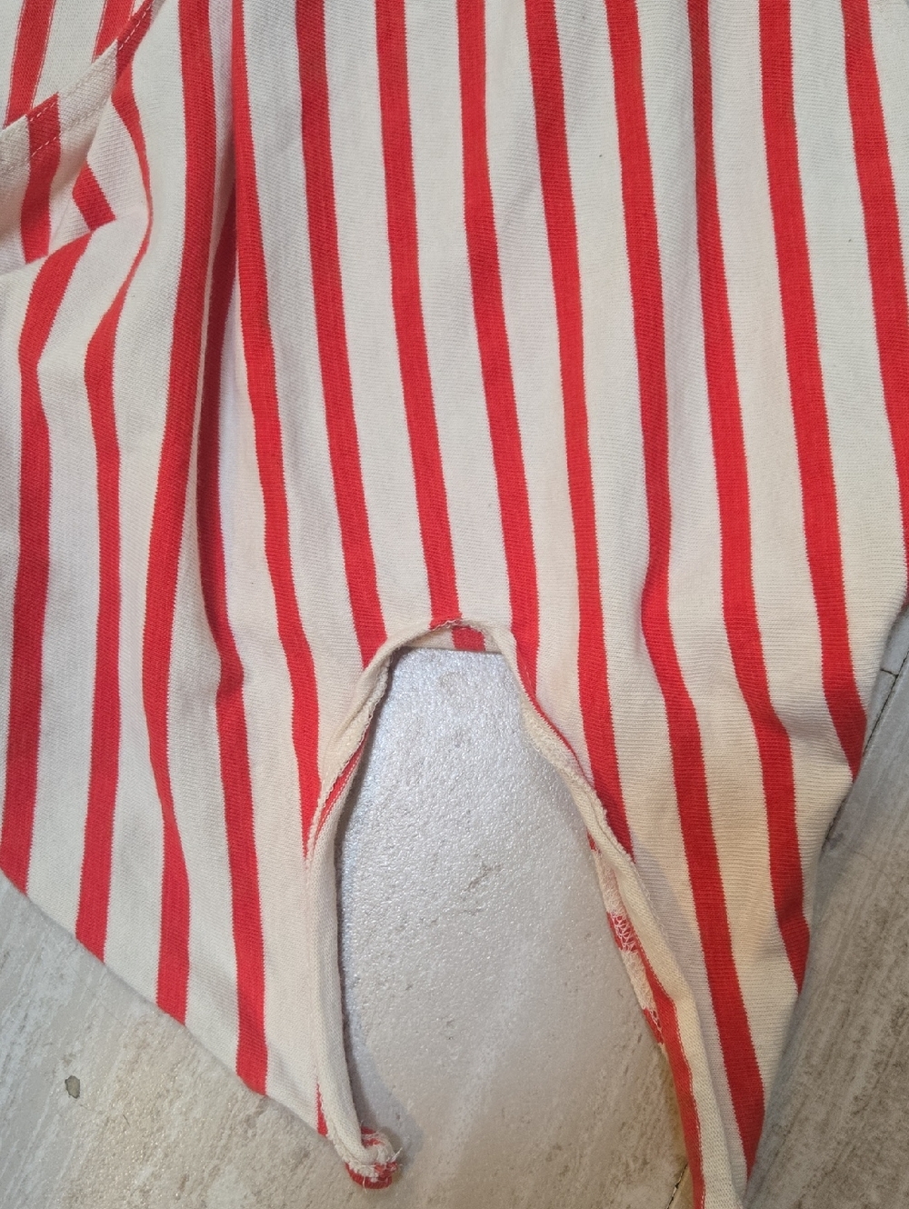 ZARA White/Red Stripe Tie Front Crop Top - Picture 5 of 6
